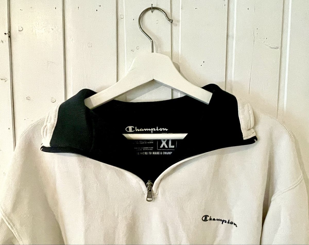 Pulls & Sweat-shirts: Champion Pullover – D'occasion à Birr par Keys_Hunts 1