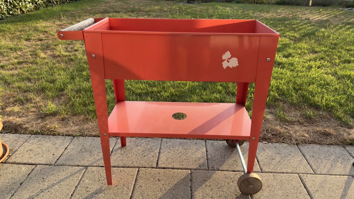 Pots de fleurs: Hochbeet Urban Gardening Trolley – D'occasion à Aesch LU par HSchnitzler
