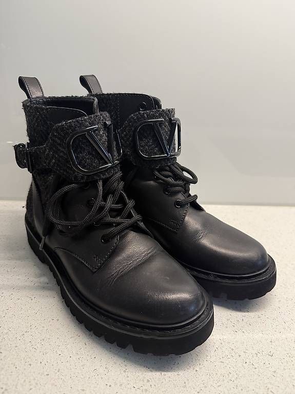 Scarpe da donna: Valentino Boots – Usato da Wallisellen venduto da MaraG91