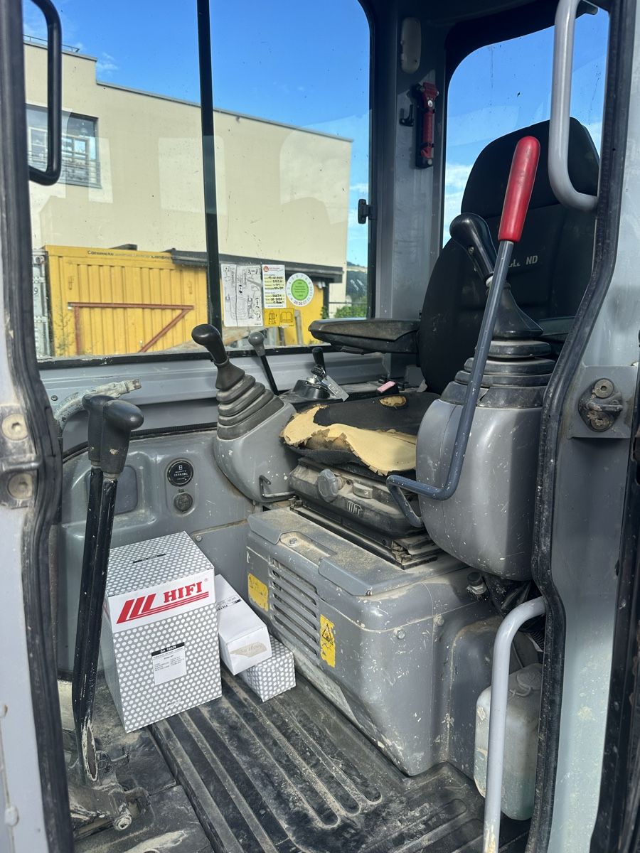 New Holland Escavatori: New Holland E50.2 C Bagger – Usato da Wohlen AG venduto da inf_7pjb 9