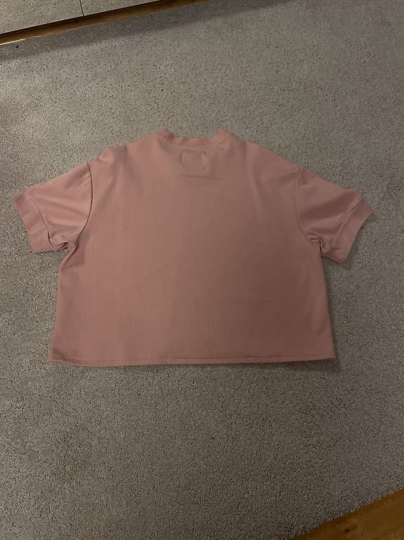 T-shirt: Rosa cropped T-shirt Gr. S – Usato da Weisslingen venduto da Fiorellin7 1
