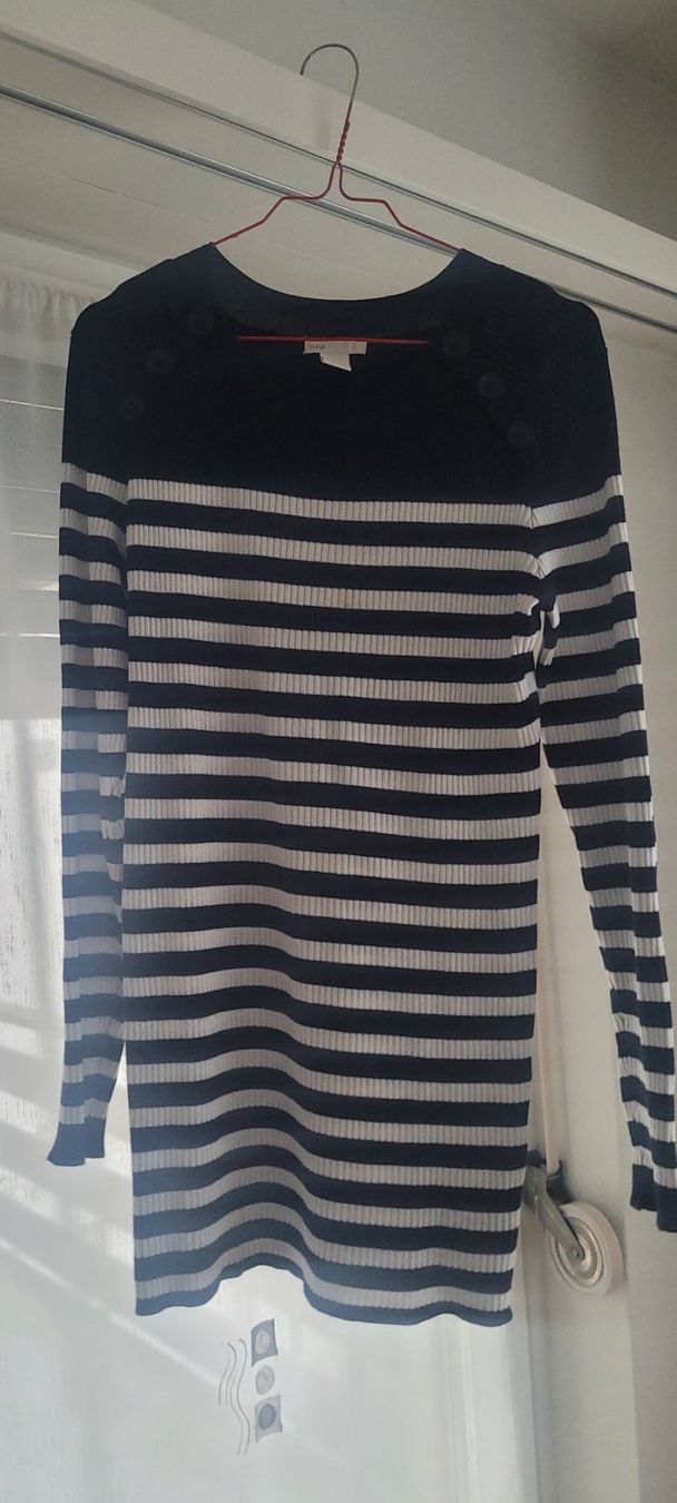 Pullover & Sweatshirts: Schöner Pullover Gr.M – Gebraucht aus Schöfflisdorf von cri_8gn5