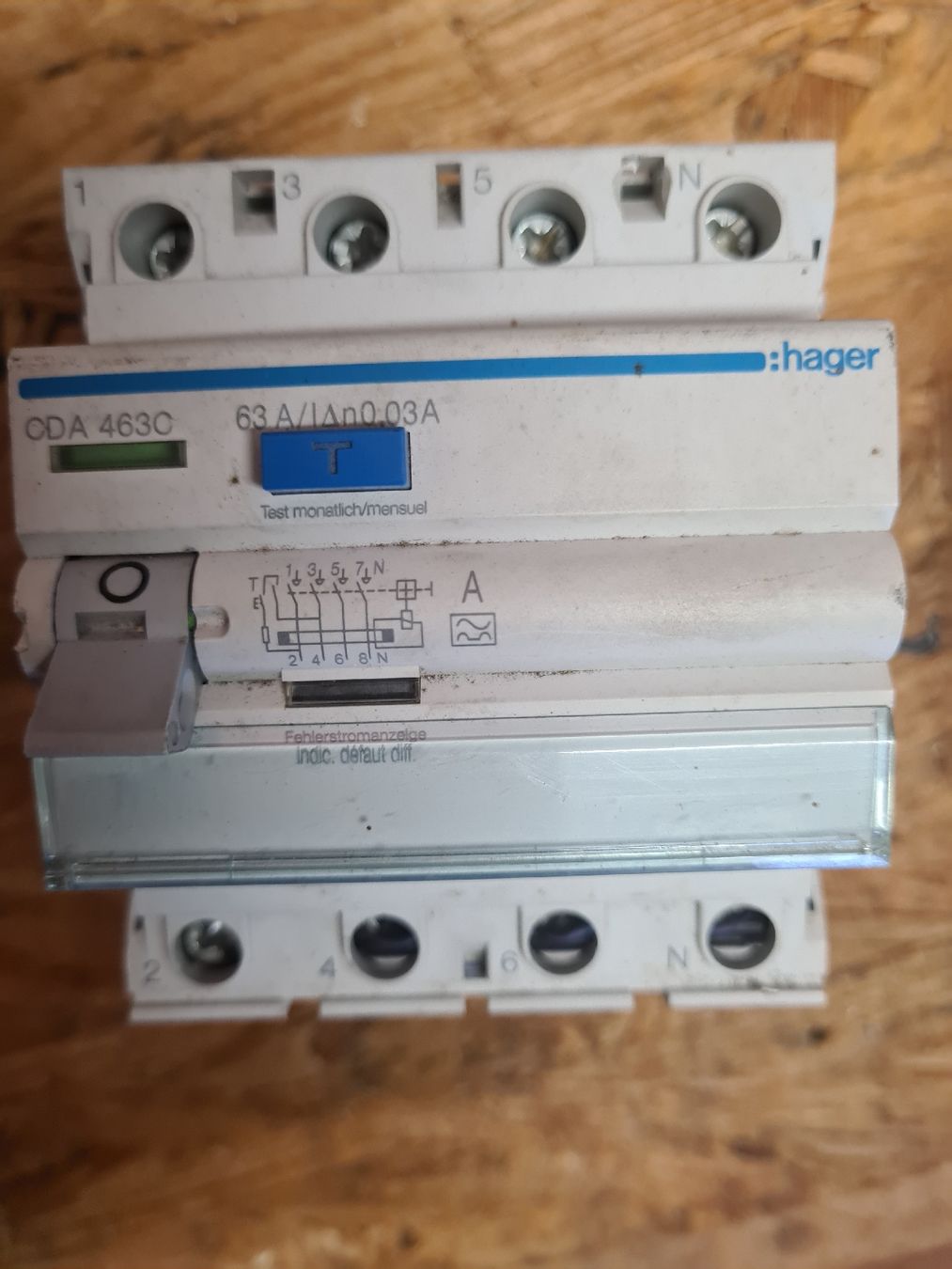 Hager Schalter: Hager Fehlerstromschutzschalter CDA463C, 63A – Gebraucht aus Düdingen von Boongo