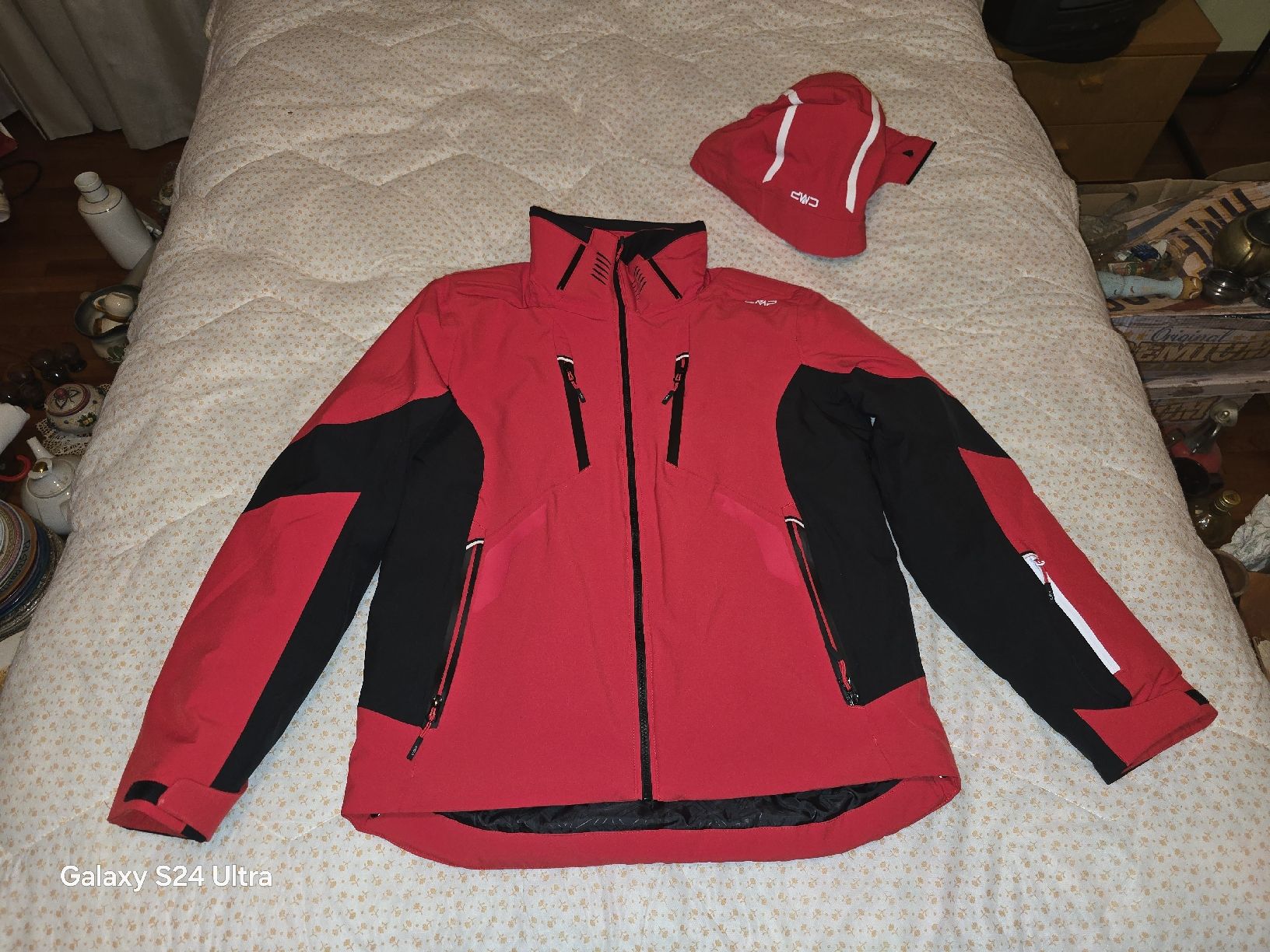 CMP Jacken: CMP Ski jacke, Skijacke – Gebraucht aus Astano von Poolpro