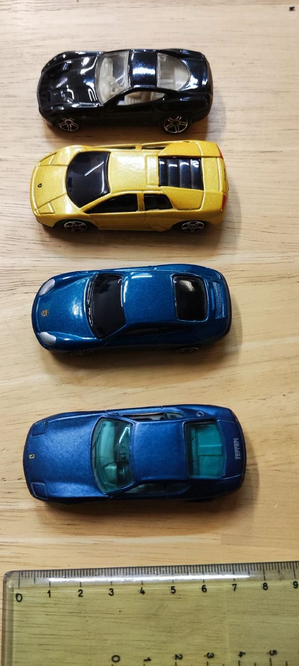 Ferrari Modellini d'auto: 4 macchinine Ferrari Lamborghini Porsche – Usato da Maroggia venduto da mar_9fcv 3