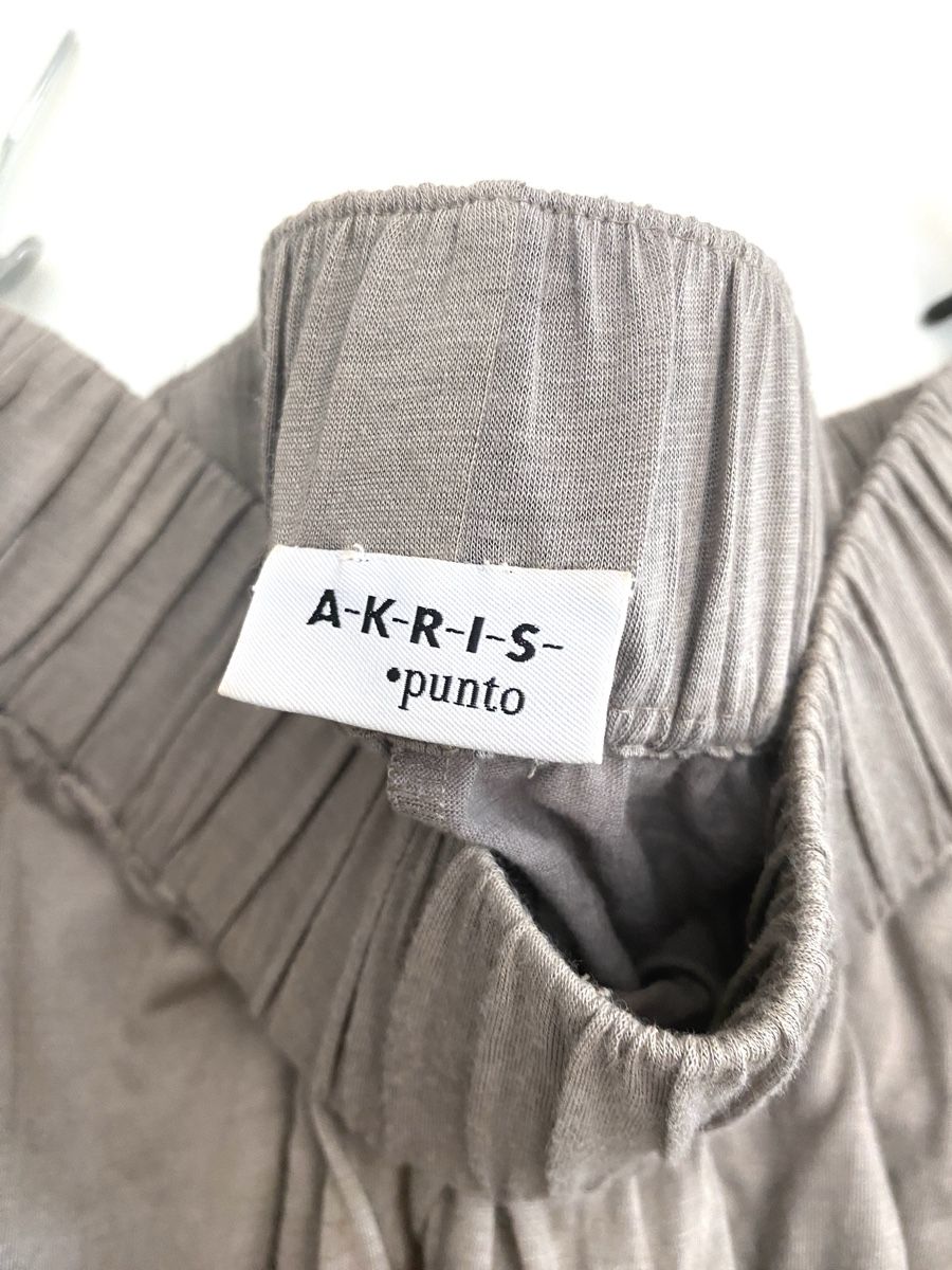 Akris Gonne: Jupe Akris Punto – Usato da St.Gallen venduto da lenna8