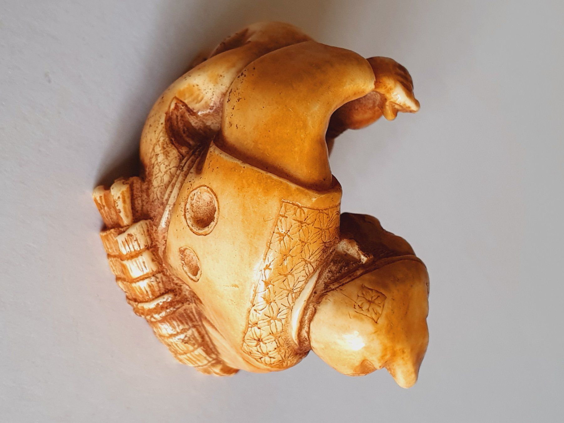 Statuette: Netsuke – Usato da Fribourg venduto da Fineartsukiyo 2