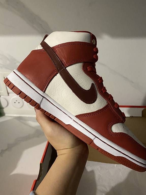 Scarpe da uomo: Nike Dunk High LXX Cinnabar 37,5 – Usato da Genève venduto da Juice_K 2