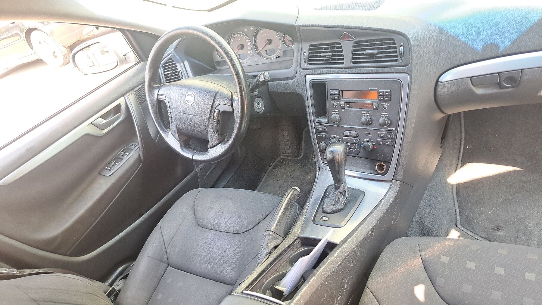 Volvo Autos: Volvo V70 D5 – D'occasion à Rothenthurm par Sachsturbo 5
