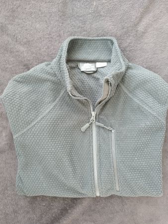 OUTDOOR_SWEATJACKE