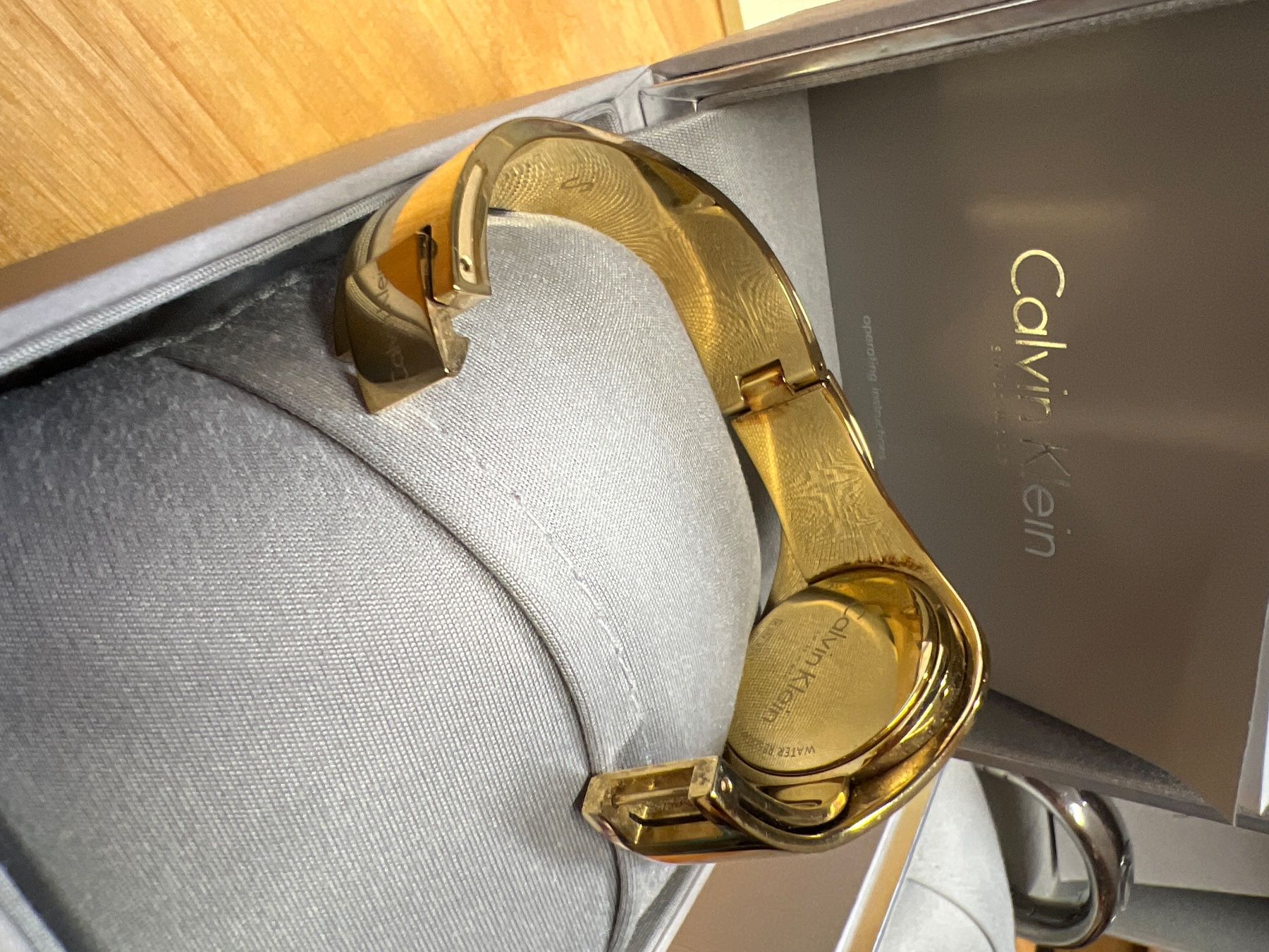 Calvin Klein Uhren: Schöne Spangen Uhr Calvin Klein – Gebraucht aus Maienfeld von 8796 4
