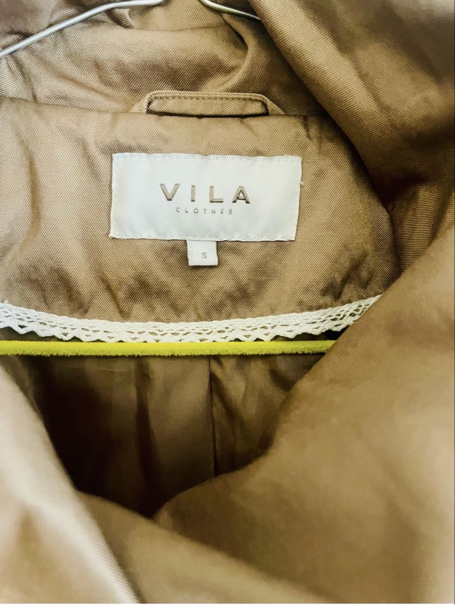 Vila Cappotti: Trenchcoat VILA – Nuovo (secondo la descrizione) da Basel venduto da Mimolinatag 3
