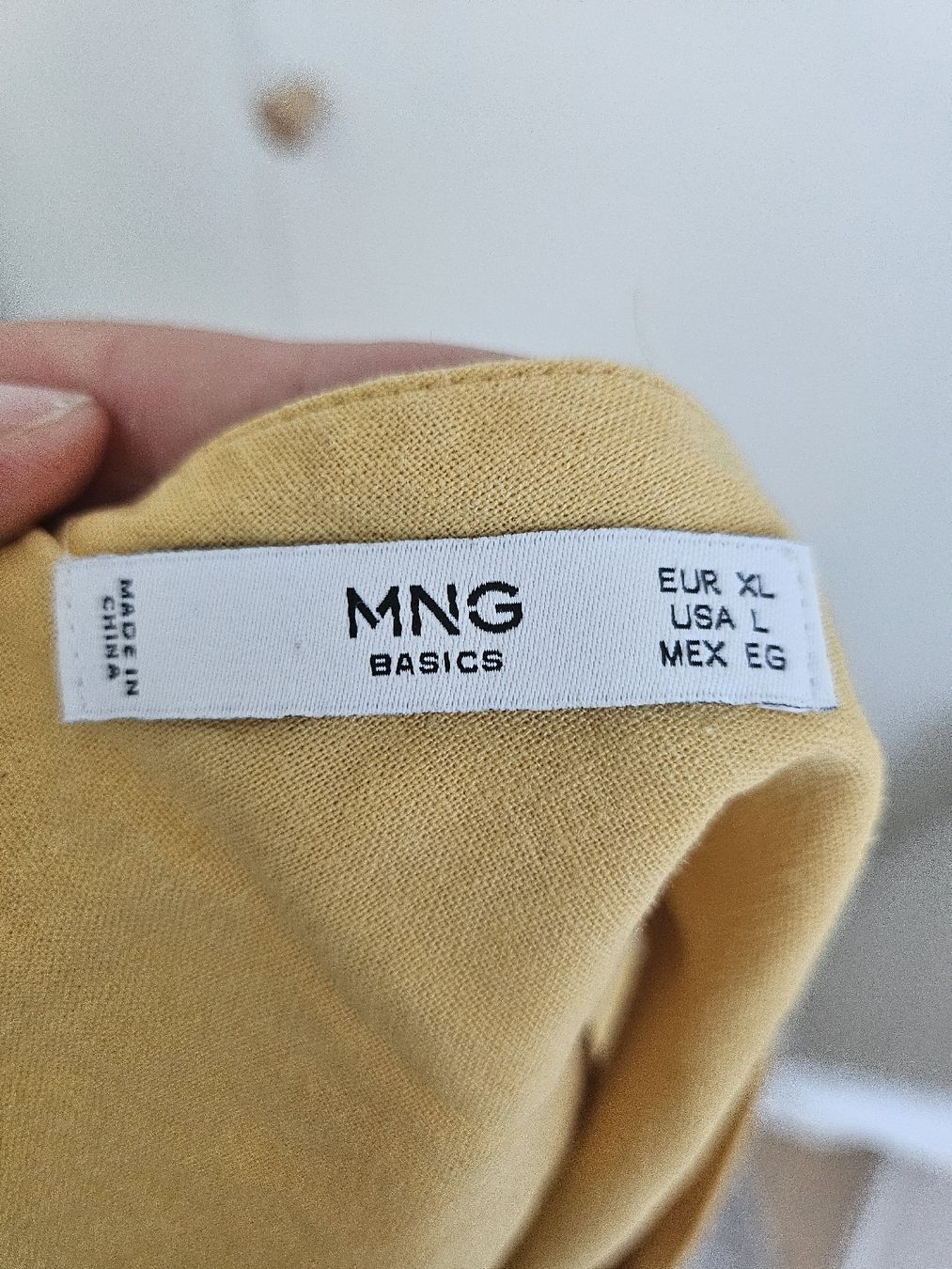 Mango Jumpsuits: Mango Leinenoverall gelb gr.XL – Gebraucht aus Allschwil von na.wi.90 3