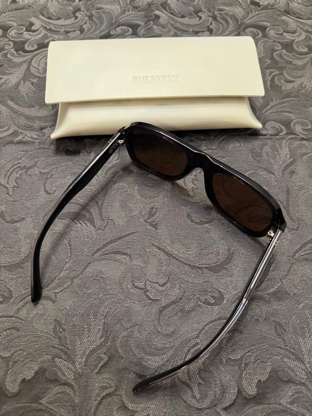 Burberry Occhiali & Lenti: Burberry Sonnenbrille Neu – Nuovo e nell'imballaggio originale da Herrliberg venduto da eka_dz6d 5