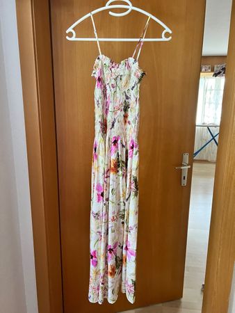 Maxikleid Blumenmuster Grösse S guter Zustand