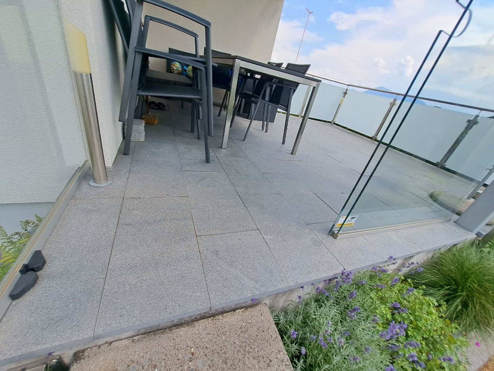 Revêtements de sol: Terassenplatten 60x30x3cm – D'occasion à Sins par mch_z7dl 1