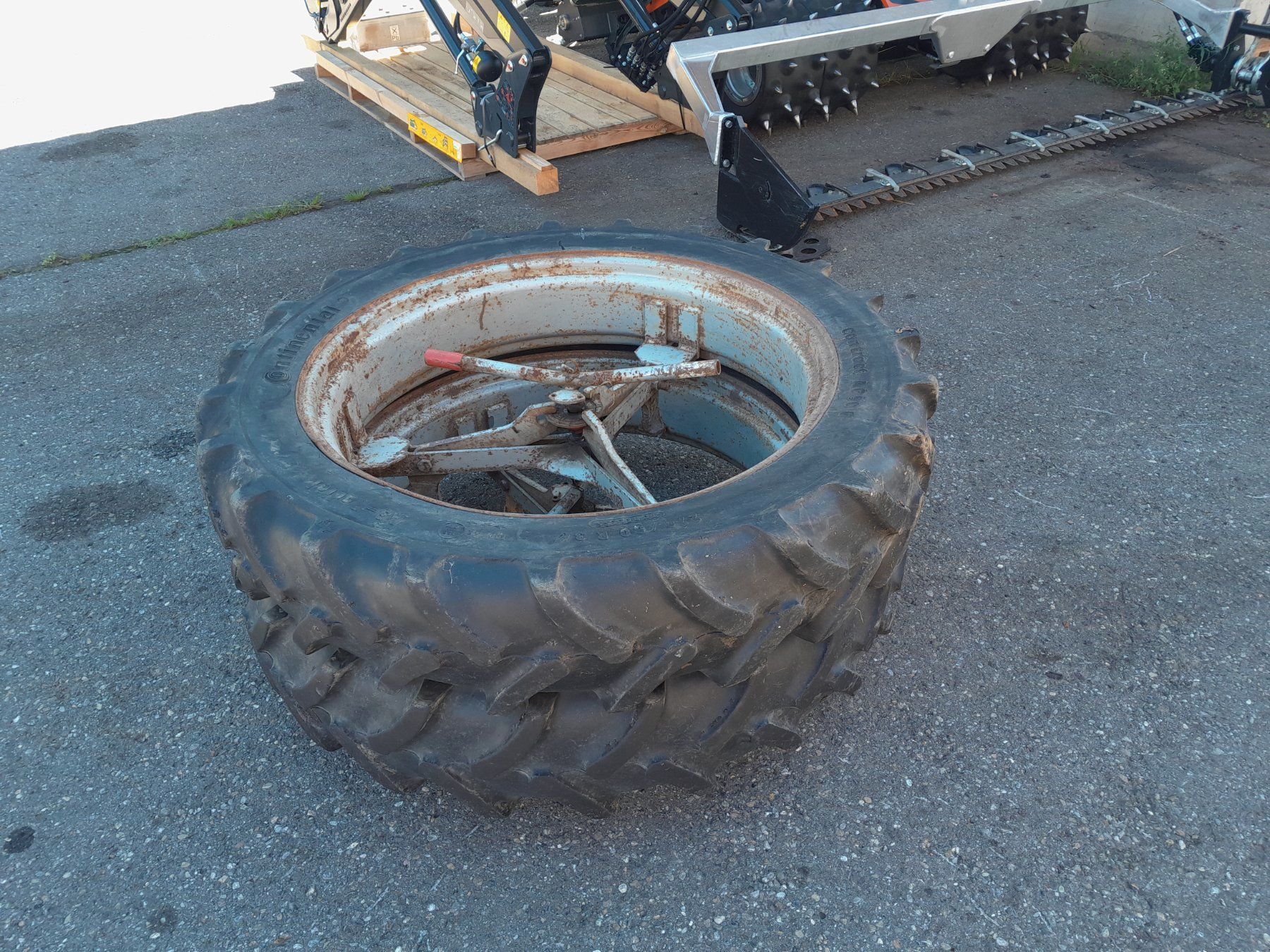 Pneumatici & Ruote complete: Doppelrad Müller 270/80R36 – Difettoso da Menzingen venduto da Staub-Landtechnik 2