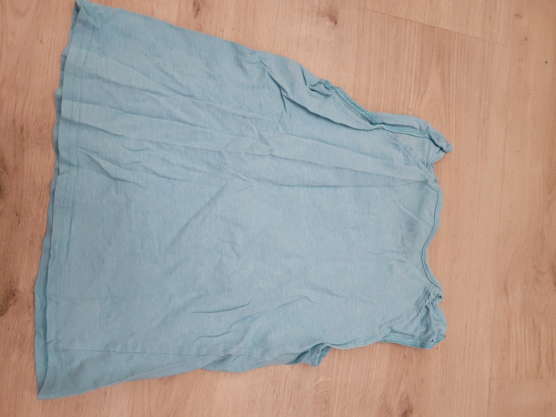 Camicette, T-shirt & Top: T-Shirt Grösse 110/116 – Usato da Lupsingen venduto da sta_wgg5 3