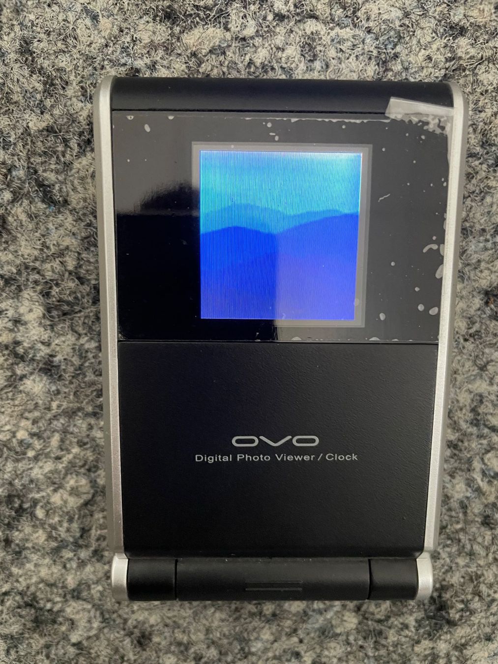 Bilderrahmen: Digital Photo Viewer  mit Clock – Neu (gemäss Beschreibung) aus Freidorf TG von DOSE61 1