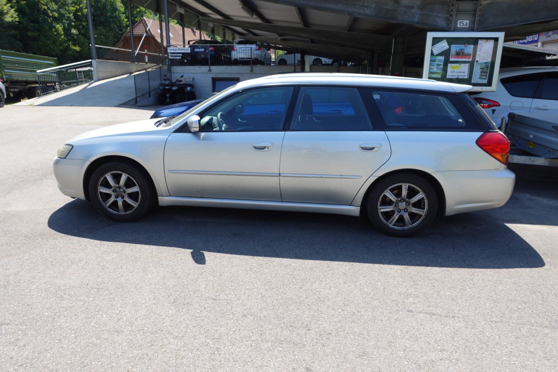 Subaru Autos: Subaru Legacy 2.5 AWD – Defekt aus Rüegsbach von Garage3418 1