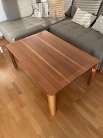 Hochwertiger Couchtisch/Sofatisch/Beistelltisch, Nussbaum