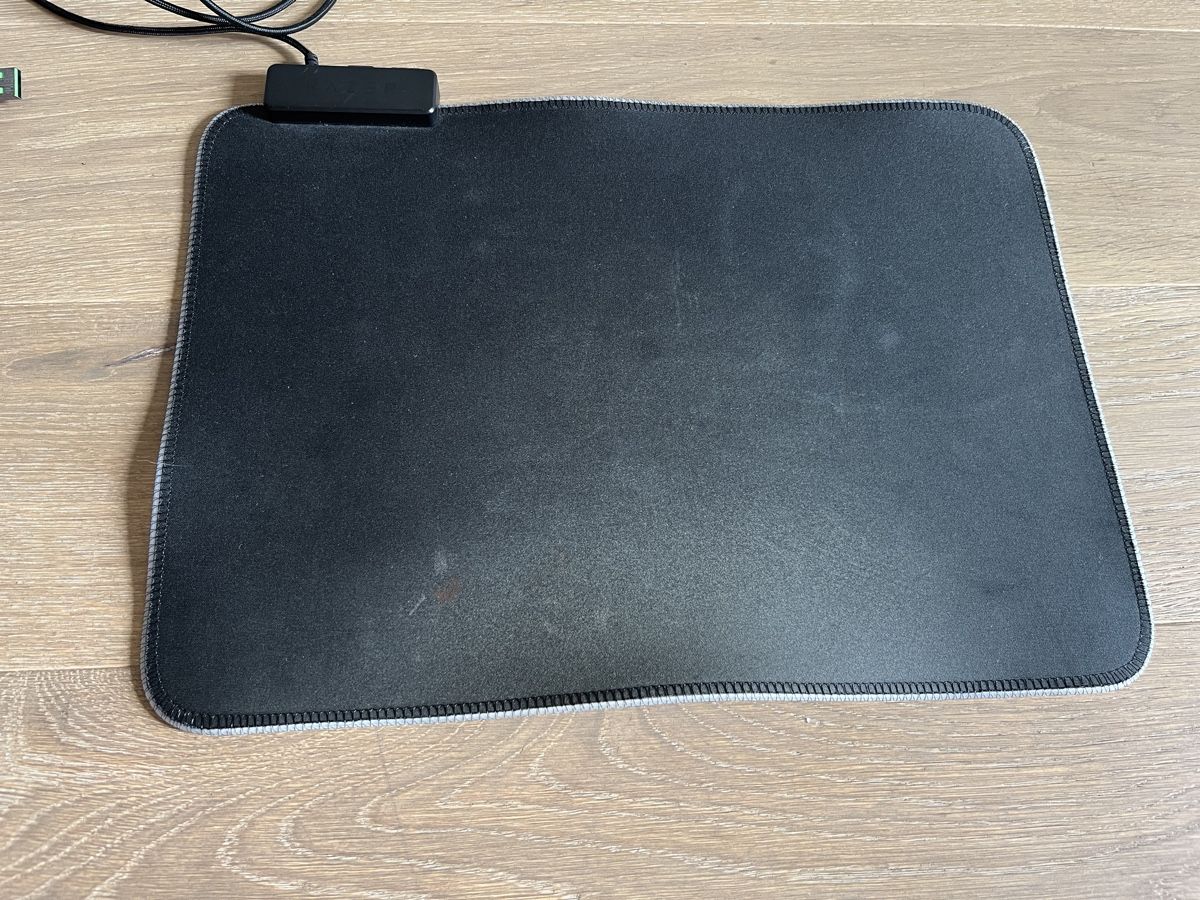 Razer Tapis de souris: Gaming Mousepad Razer used condition – D'occasion à Bottmingen par petertrybus