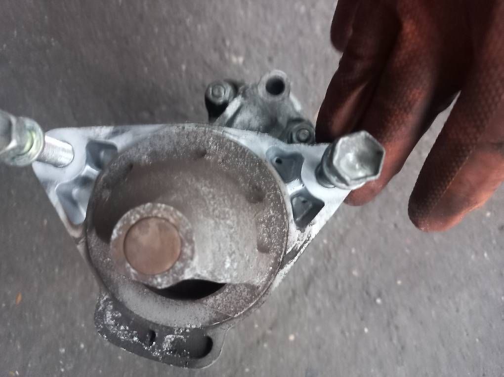 Tutti pezzi di ricambio auto: Anlasser, starter daihatsu  – Usato da Egolzwil venduto da nag_g6sx