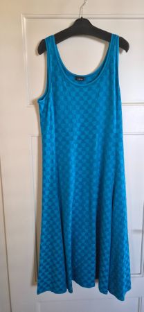 Akris Mulberry Silk Strick Kleid Gr.42 mit abnehmbarer Apron