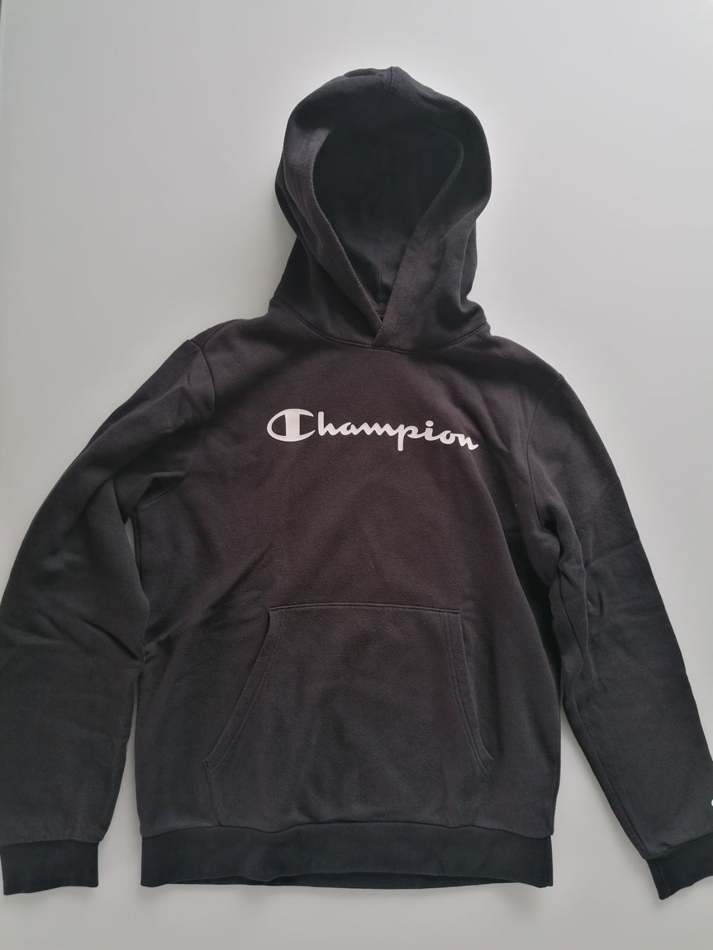 Champion Pullover & Sweatshirts: Boy Pullover CHAMPION 174/179 – Gebraucht aus Uster von Smilla07