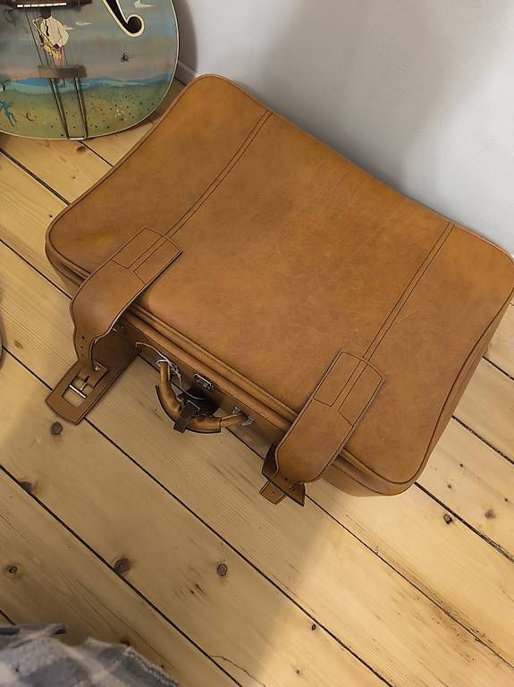 Reisekoffer: Vintage Koffer – Gebraucht aus Birmenstorf AG von fme_5qjr 1