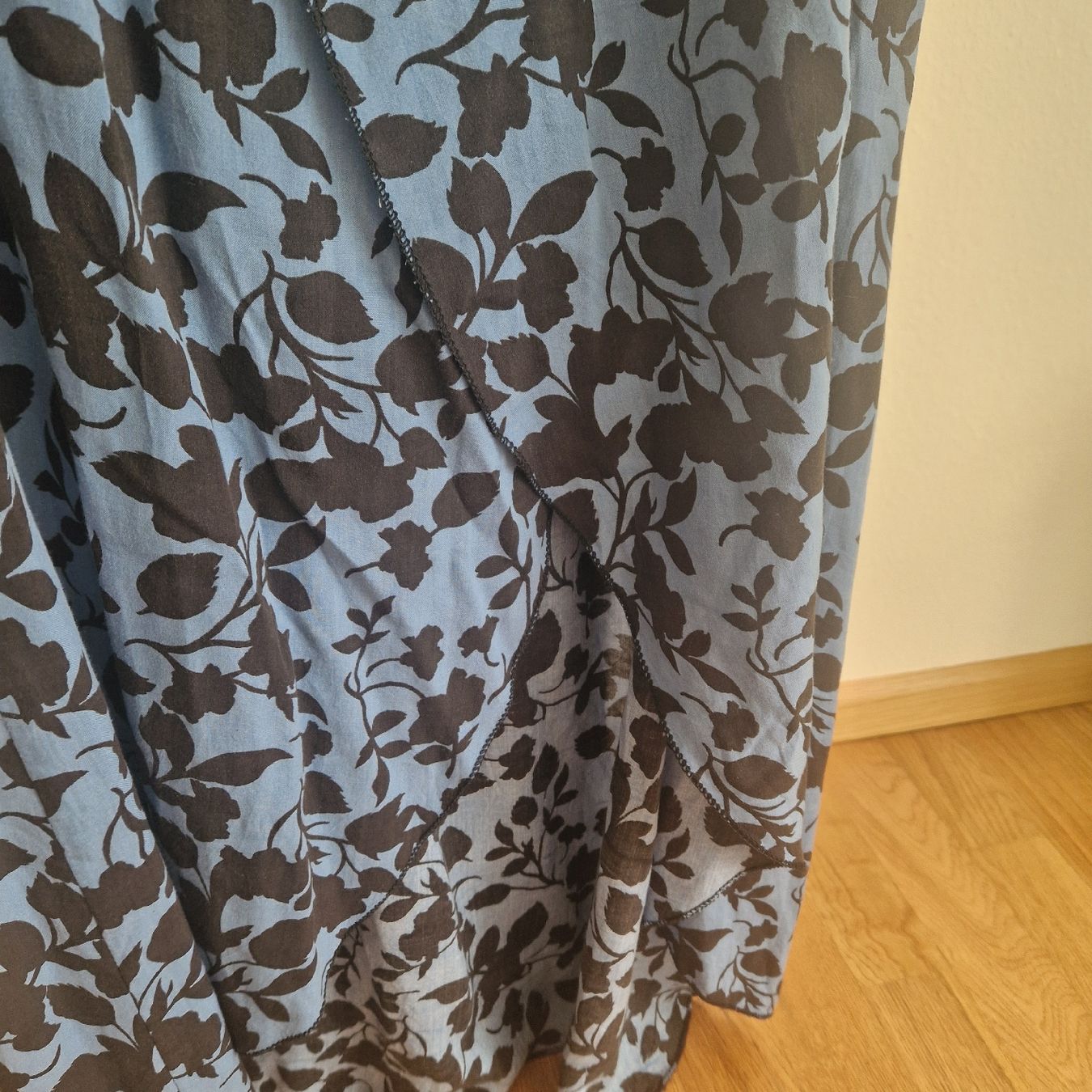 Gonne: Maxirock Bikini Coverup schwarz blau – Usato da Frenkendorf venduto da gca_d2qp 4