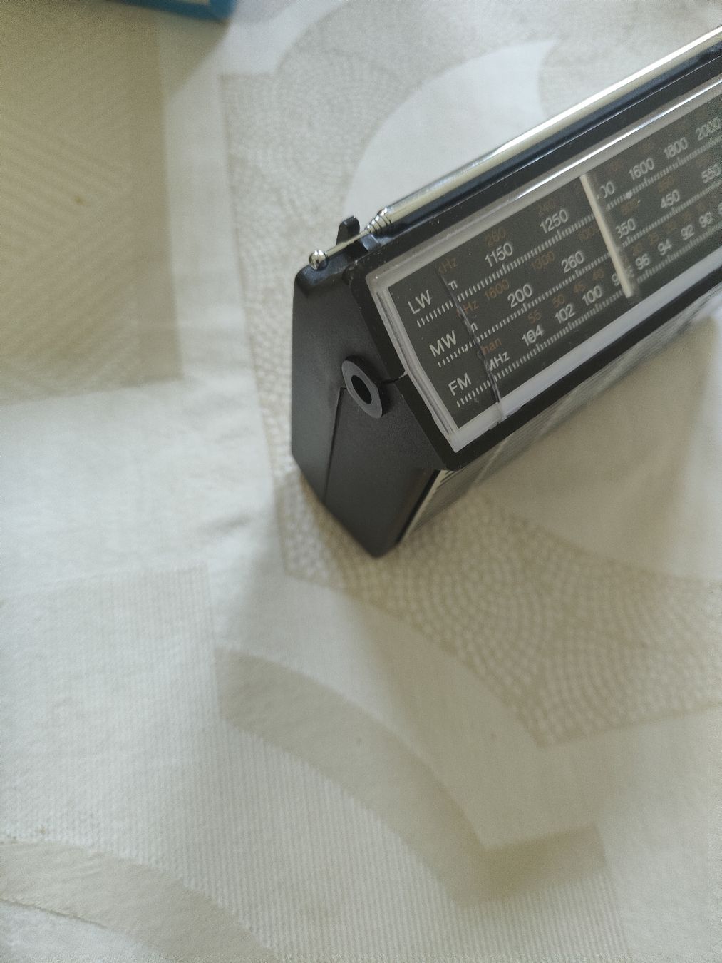Radio: radio portable ancienne – Usato da Courtelary venduto da Mini610 1
