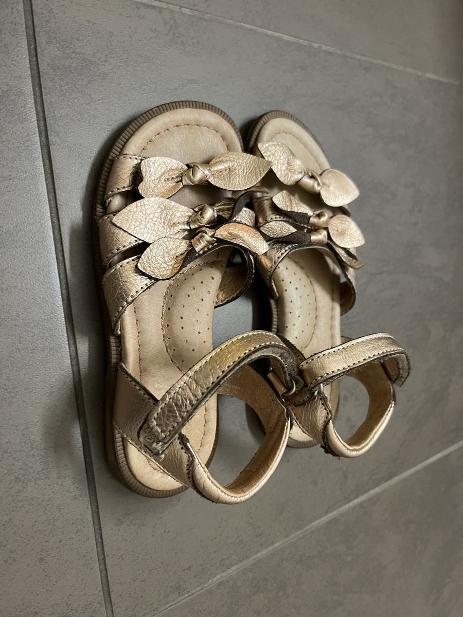 Scarpe per ragazze: Clic ! Ledersandalen neuwertig 29 – Nuovo (secondo la descrizione) da Zürich venduto da Gabi_78 1