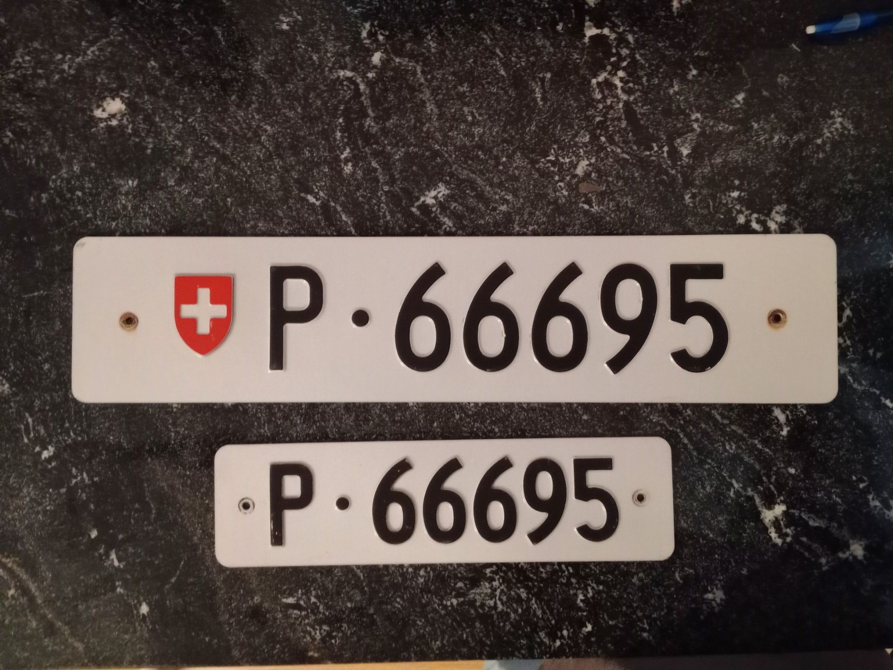 Ecriteaux: 2x Nummernschild PTT Post 66695 ausrangiert – D'occasion à Küttigen par Melisch1000