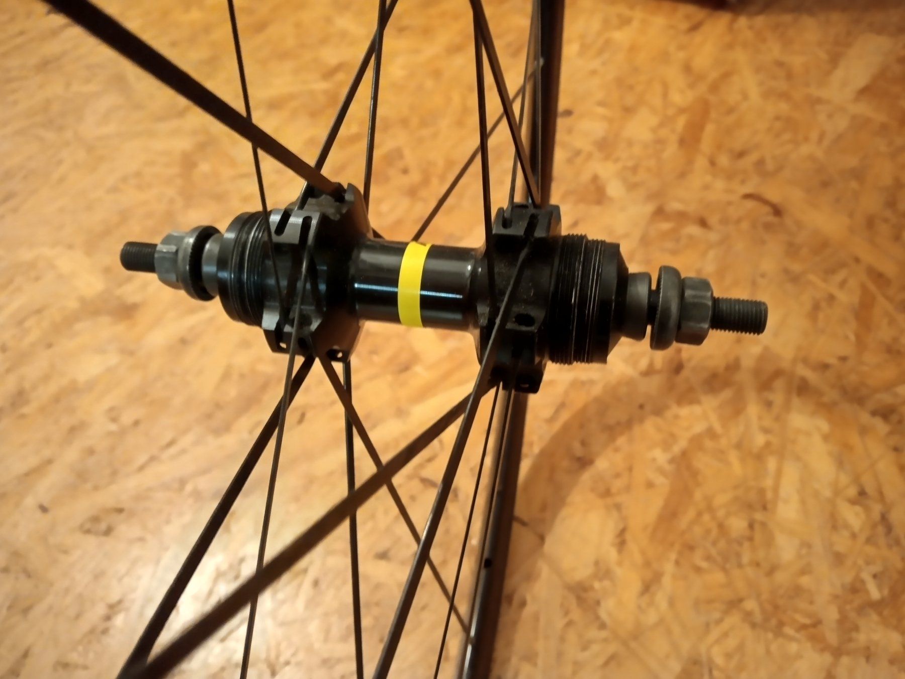 Mavic Pièces détachées: Rennrad Radsatz MAVIC – D'occasion à Prez-vers-Siviriez par Monija70 7