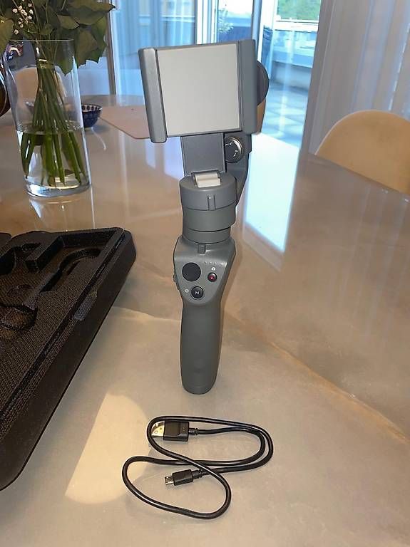 Staffe: DJI Osmo Mobile 2 – Usato da Rupperswil venduto da mku92 1