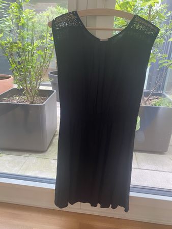 Schwarzes Kleid Grösse 40
