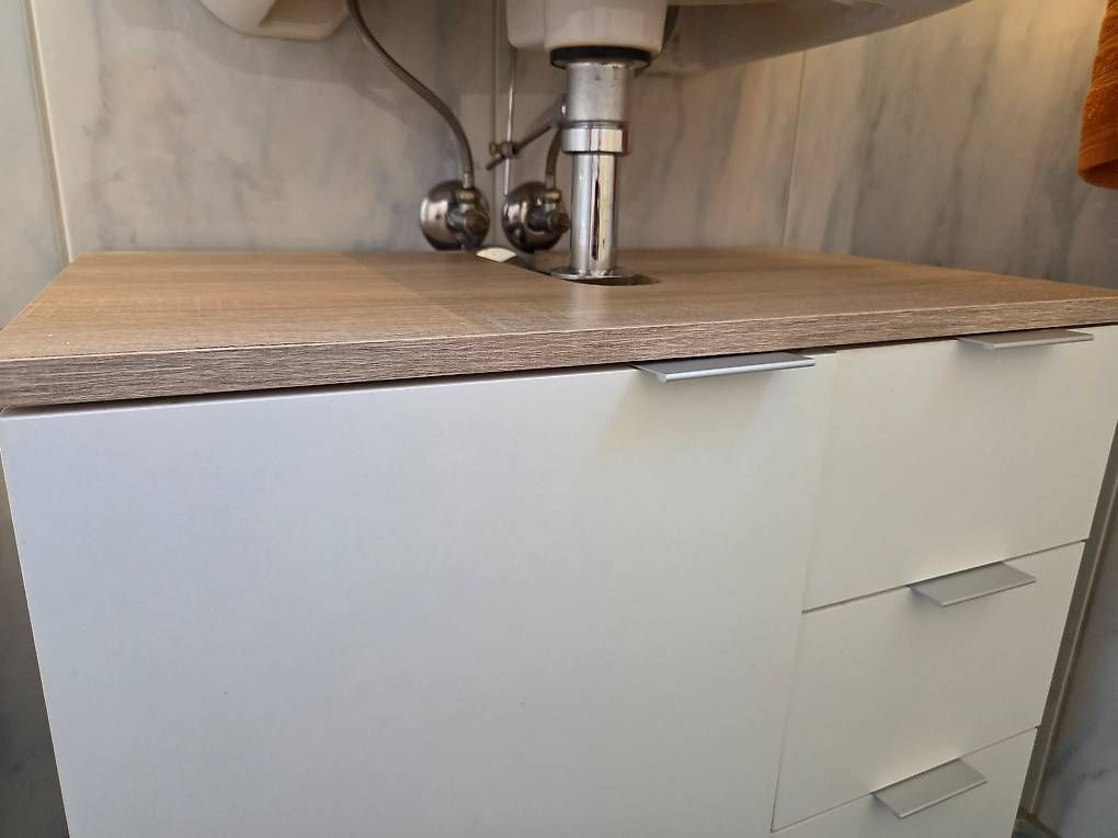 Mobili per bagno: Bad-Unterschrank weiss – Usato da Luzern venduto da nwa_6ptn 1