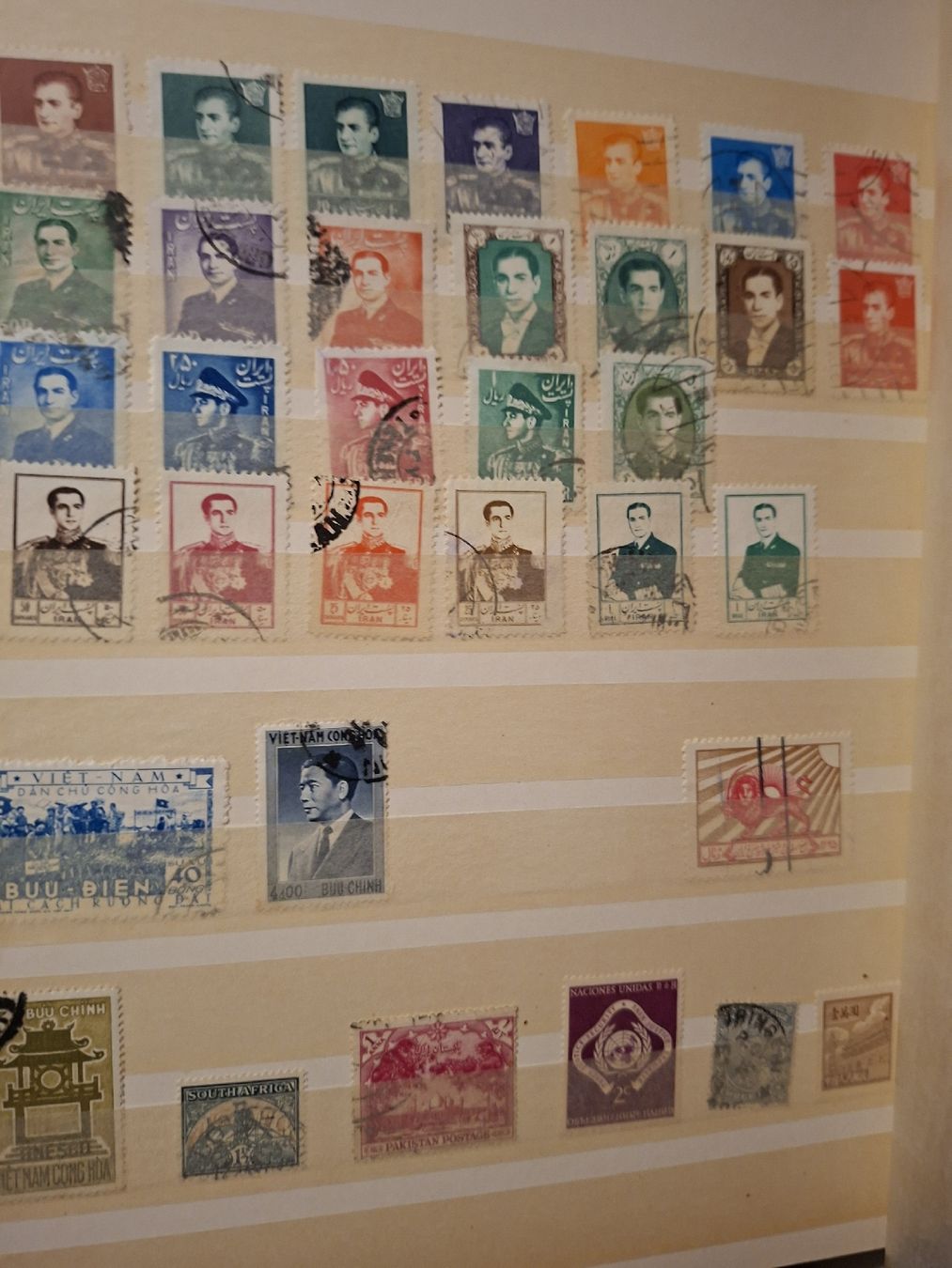 Tous les timbres: Briefmarkensammlung div. Länder – D'occasion à Balgach par SIMEON27 2