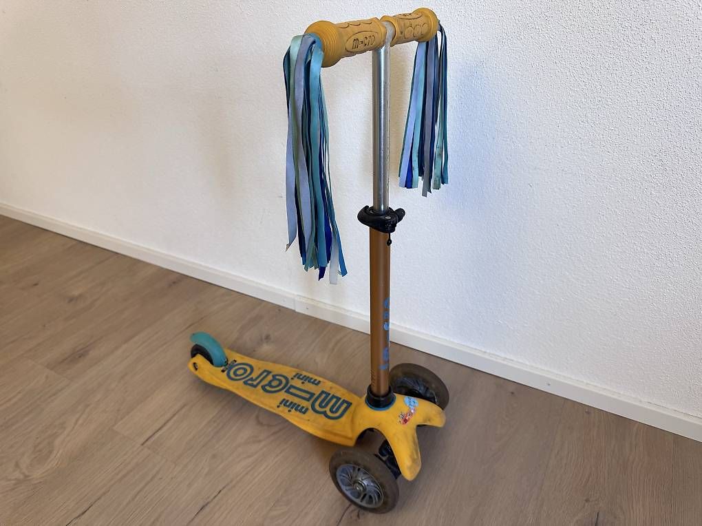 Kickboard: Mini Micro Trottinett mit Leuchträdern – Usato da luzern venduto da Lugh2 1