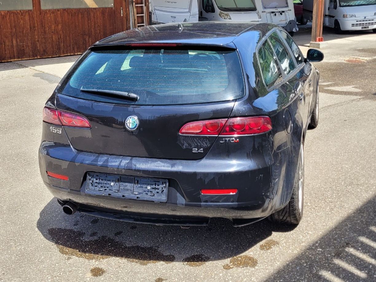 Alfa Romeo Automobili: Alfa Romeo 159 2.4 Jtdm – Difettoso da Thunstetten venduto da Emily2016 5