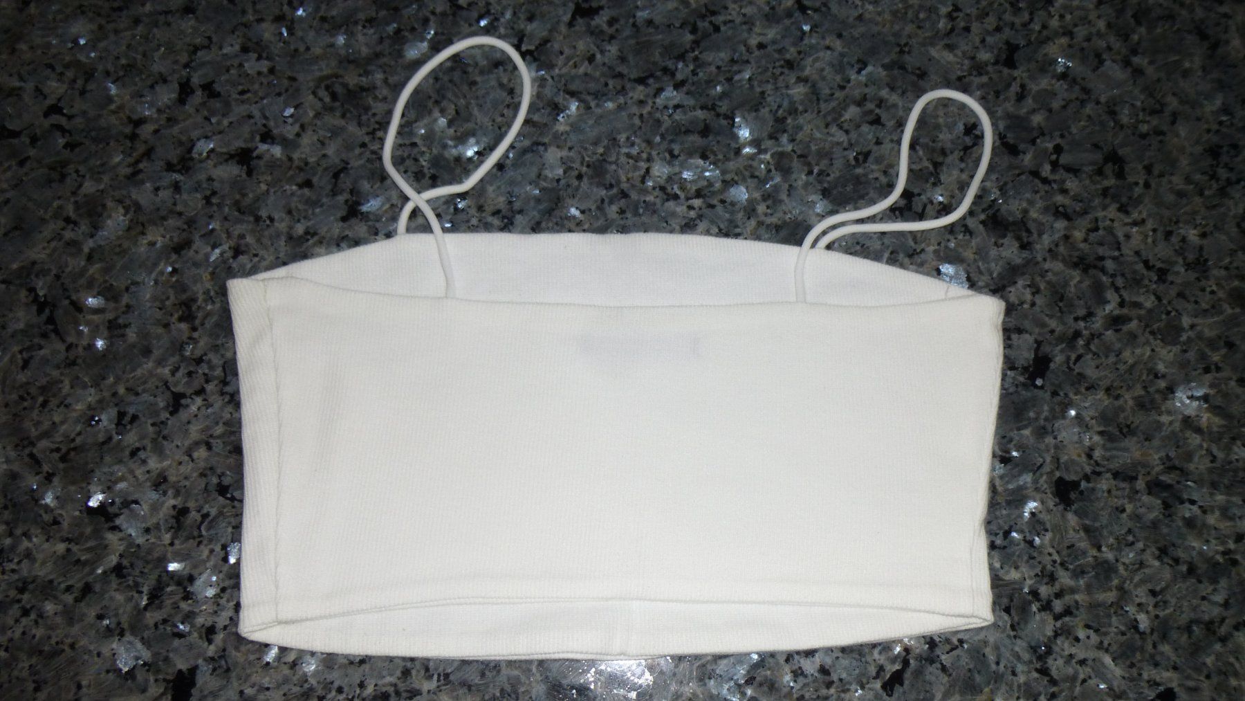 Tops: Weisses Sommer Top Gr. M, mit Spaghetti-Träger – Gebraucht aus Triengen von misterpicknicker 1