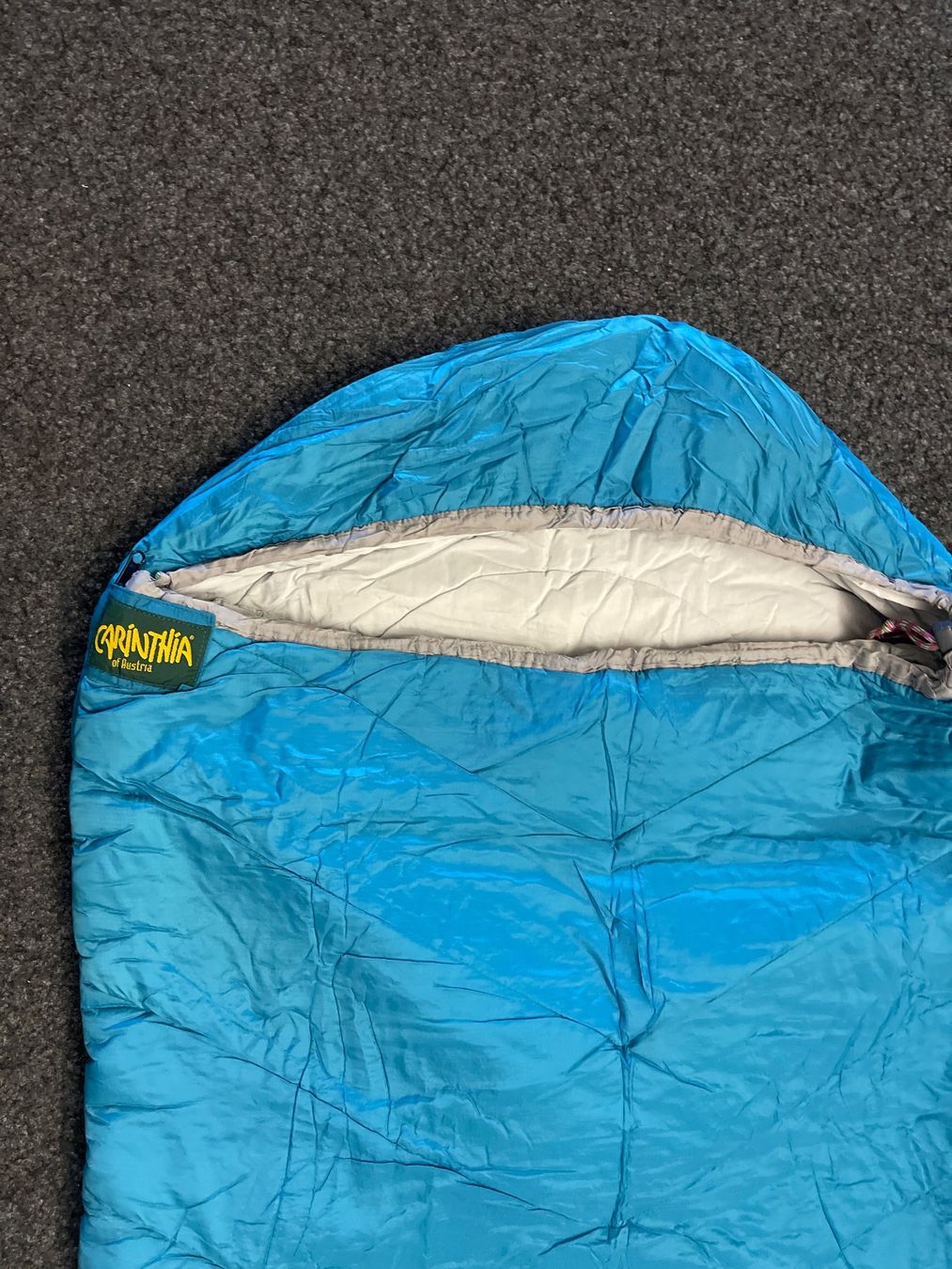 Carinthia Sacchi a pelo: Carinthia North Pole Schlafsack Grösse M, rechts – Usato da Thun venduto da BanjoDan 2