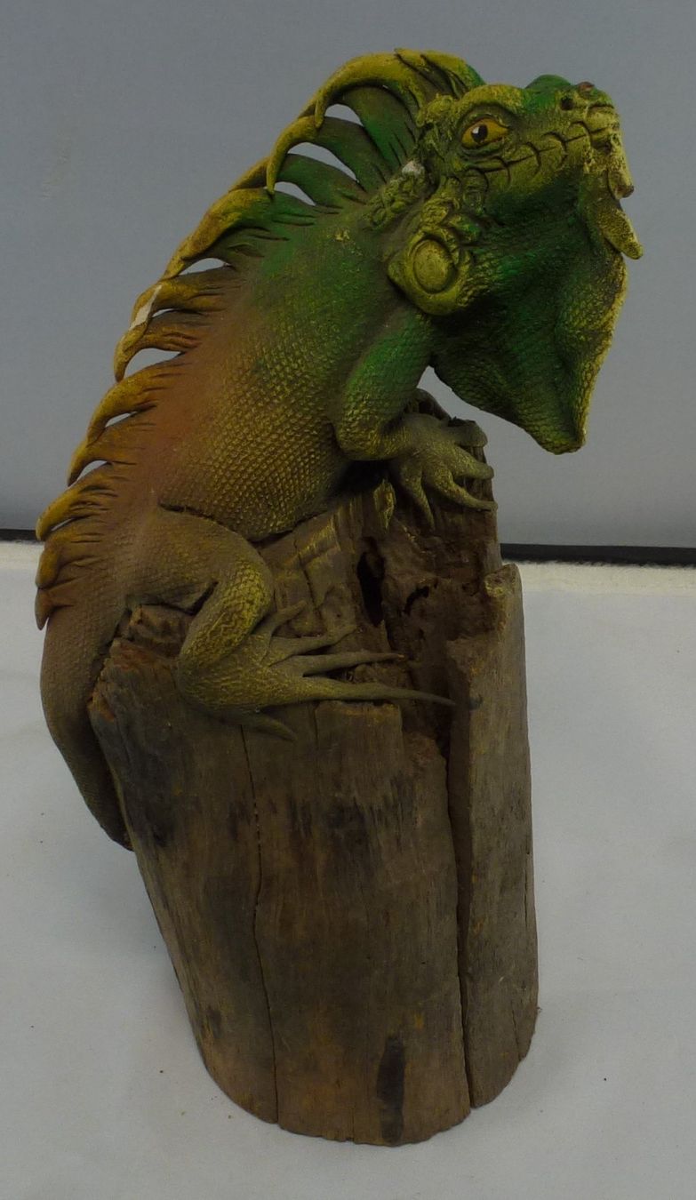 Statuette: Tieffigur auf Holzstück – Usato da Murgenthal venduto da B.StM 5