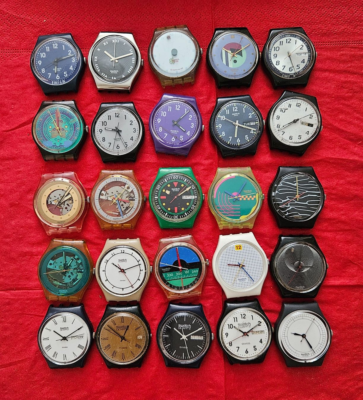 Swatch Montres: 25x Swatch 1983 & Co NOT WORKING – Défectueux à Genève par Icg146