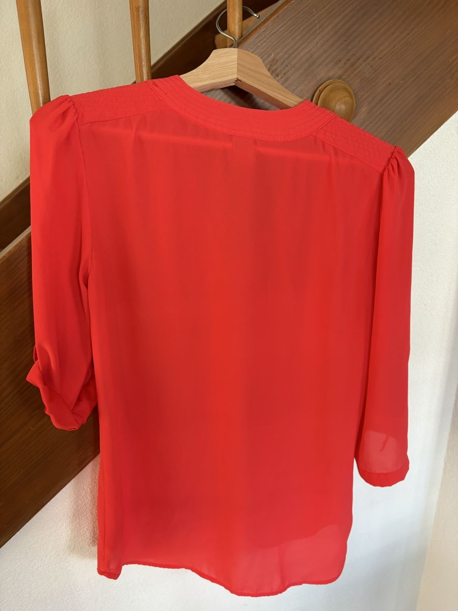 H&M Chemisiers: Rote H&M Bluse – D'occasion à Muttenz par dom_7tvx 1