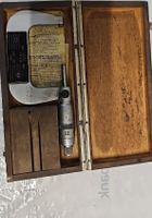 Feinmessschraube TESA 50-75mm mit Holzbox, Vintage-Werkzeug