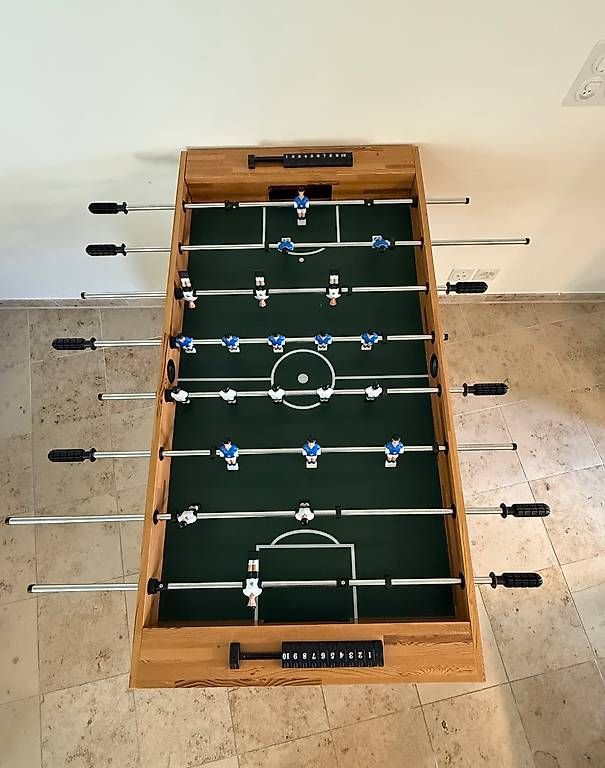 Giochi: Töggelikasten 121x61cm Holz – Nuovo (secondo la descrizione) da Zürich venduto da fab_k6zw 1