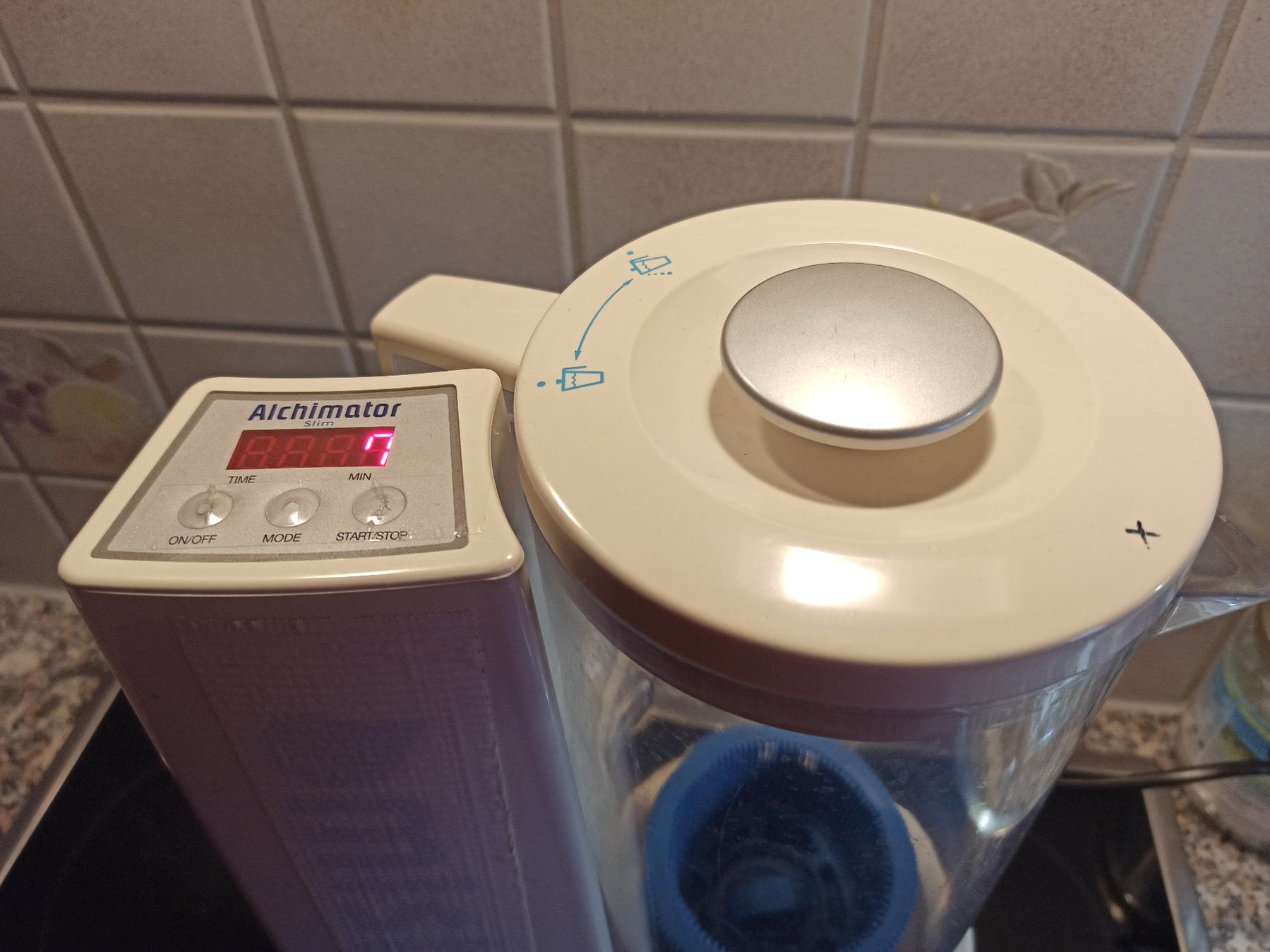 Elettrodomestici da cucina: Wasserverwirbelung alchimator mit Mineralring – Usato da SCHAAN venduto da myware 3