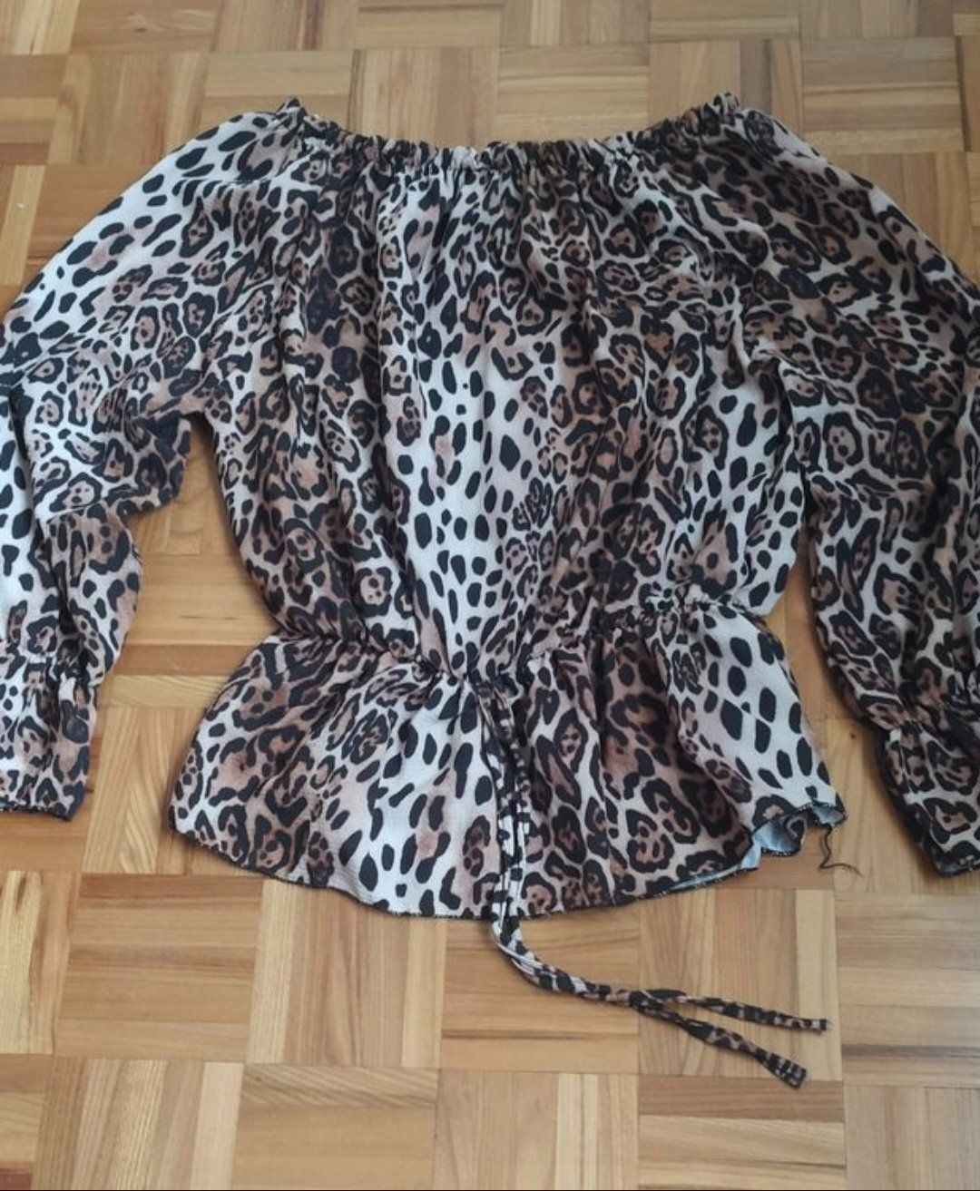 Tops: Shirt léopard "Today" neuf/Leopardenshirt neu Today – Neu und originalverpackt aus Moutier von antols2155